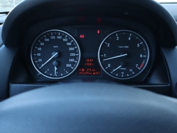 BMW X1 E84 Crossover sDrive18i 150KM 2012 BMW X1 sDrive18i, Klima, Parktronic, zdjęcie 10