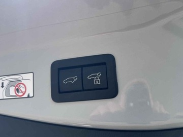 Toyota C-HR II SUV 1.8 Hybrid 140KM 2025 Od ręki - GR Sport 1.8 Hybrid Dynamic Force 140KM | Podgrzewane fotele!, zdjęcie 17