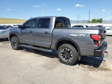 Nissan Titan 2021 Nissan Titan 2021, 5.6L, 4x4, SV, po gradobiciu, zdjęcie 5