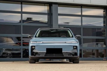 Leapmotor 2026 B10 Design Hybrid EV 18,8 kWh 218KM, zdjęcie 1