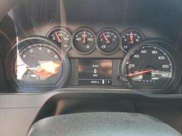 Chevrolet Silverado II 2021 Chevrolet Silverado 2021r., C1500, od ubezpieczalni 4.3 Benzyna 285KM, zdjęcie 9