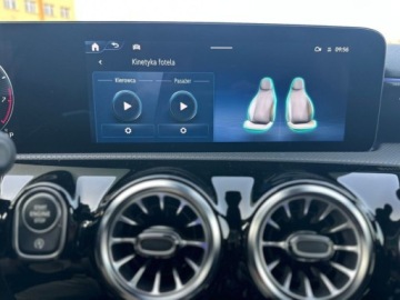 Mercedes Klasa A W177/V177 Hatchback AMG Facelifting 2.0 A35 306KM 2023 Mercedes-Benz Klasa A 35 AMG Night PakietPremium PlusPanoramaBurmester Sal, zdjęcie 24