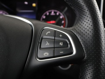 Mercedes Klasa C W205 Kombi 180 156KM 2017 Mercedes C 180 Avantgarde półskóra navi grzane, zdjęcie 26