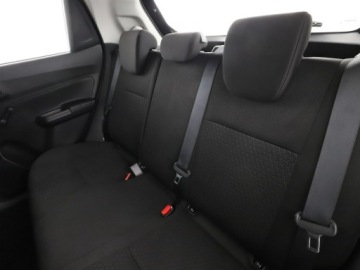 Suzuki Swift VI Hatchback Facelifting 1.2 DualJet SHVS 83KM 2021 Suzuki Swift mHEV klima tempomat, zdjęcie 16