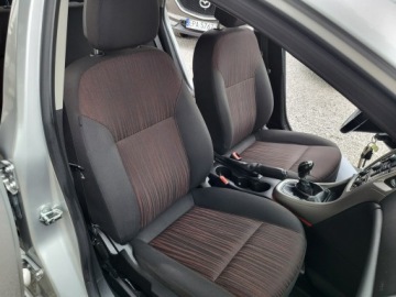 Opel Astra J Hatchback 5d 1.6 Twinport ECOTEC 115KM 2011 Opel Astra 1.6 115 KM 100% Przebieg 105 Tyś km, zdjęcie 21