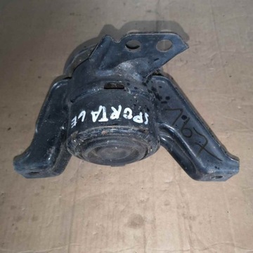 UCHYCENÍ ULOŽENÍ HYUNDAI KIA 21815-D9100