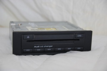 RADIO ZMIENIARKA CZYTNIK CD AUDI A4 B6 8E0035111C