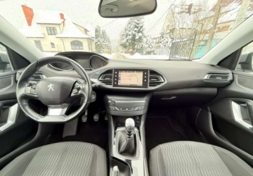 Peugeot 2016 Peugeot 308 Peugeot 308 PureTech 130 Stop amp Start Allure 1.2 Benzyna, zdjęcie 12