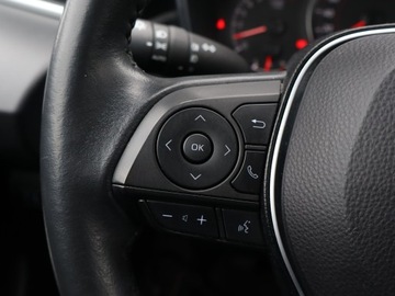 Toyota Corolla XII Sedan 1.5 VVT-i 125KM 2022 Toyota Corolla 1.5 VVT-i, Salon Polska, zdjęcie 18