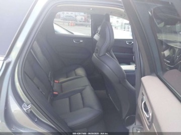 Volvo XC60 II Crossover T5 250KM 2020 Volvo XC 60 T5 Inscription 2020 2.0l 2.0 Benzyna 250KM, zdjęcie 12