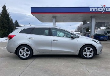 Kia Ceed II Kombi 1.6 CRDi 128KM 2015 Kia Ceed Kia Ceed 1.6 CRDi 128 Platinum Edition 1.6 Diesel 128KM, zdjęcie 3
