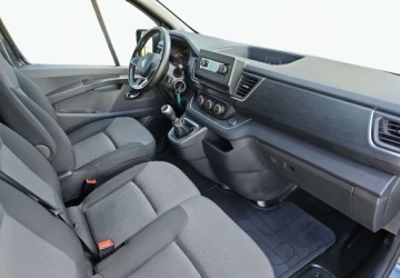 Renault Trafic III Combi 2.0 dCi  150KM 2023 Renault Trafic Renault Trafic Kombi 2.0 L2 Pack Clim 2.0 Diesel 150KM, zdjęcie 5