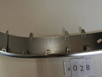 Dokładka, spojler, dyfuzor zderzaka przedniego AUDI S-8 D4 4H 8.028