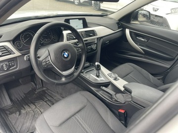 BMW Seria 3 F30-F31-F34 Limuzyna Facelifting 1.5 318i 136KM 2018 BMW 318 Automat Klimatronik, zdjęcie 5