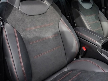 Mercedes Klasa A W177/V177 Hatchback Facelifting 2.0 220 190KM 2025 A Klasa 220 4-Matic AMG Line 2.0 (190KM) 2025, zdjęcie 3