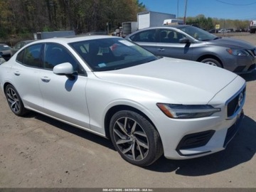 Volvo S60 III 2019 Volvo S60 2019 Volvo S60 T6 AWD Momentum 2.0 Benzyna 316KM, zdjęcie 1