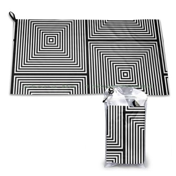 Optical Illusion Art Quick Dry Towel Gym Sports Bath Portable Vampire The