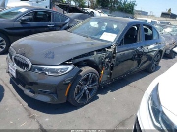 BMW Seria 3 G20-G21 2022 BMW Seria 3 330E 2022 2.0l 2.0 Hybryda 180KM, zdjęcie 1