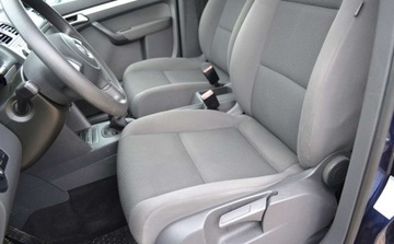 Volkswagen Touran II 1.6 TDI 105KM 2014 Volkswagen Touran Bezwypadkowy - Serwis - OPLACONY - Bez Korozji 1.6 105KM, zdjęcie 6