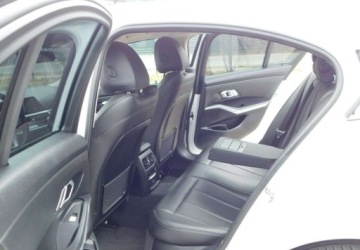 BMW Seria 3 2021 BMW Seria 3 2.0D z Gwarancja Line Shadow Model 2022r 2.0 Diesel 150KM, zdjęcie 11