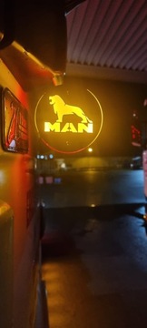Uszy pod lusterka MAN pomarańczowo-czerwone
