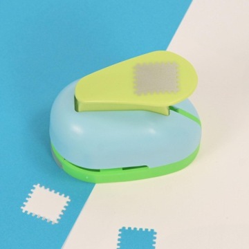Дырокол для почтовых марок. Компактная форма. Cutter Tool Stamp Punch