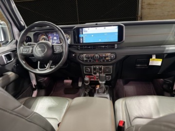 Jeep Gladiator 2024 Jeep Gladiator Mojave X 2024 3.6 Benzyna 285KM, zdjęcie 12