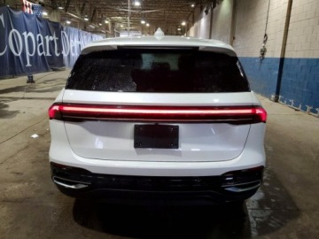 Lincoln 2025 Lincoln Nautilus Premiere 2025 2.0 Benzyna 250KM, zdjęcie 2