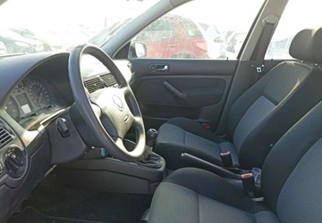 Volkswagen Golf IV Hatchback 1.6 16V 105KM 2002 Volkswagen Golf Volkswagen Golf 1.6 Benzyna 105KM, zdjęcie 6