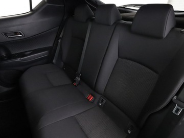 Toyota C-HR I Crossover 1.8 Hybrid 122KM 2018 Toyota C-HR klima auto grzane fotele kamera i, zdjęcie 16