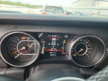 Jeep Wrangler IV 2021 Jeep Wrangler Unlimited Sahara 2021 2.0l 2.0 Benzyna 270KM, zdjęcie 9