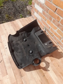 JEEP GRAND CHEROKEE WK 5-10 3.0 КРЫШКА ДВИГАТЕЛЯ