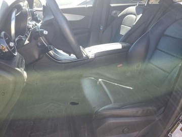 Mercedes GLC C253 2019 Mercedes-Benz GLC 300 4Matic 2019 2.0l 2.0 Benzyna 255KM, zdjęcie 7