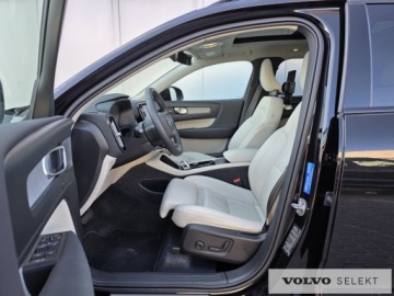 Volvo XC40 Crossover Facelifting 2.0 B3 163KM 2025 Volvo XC 40 FV23 Ultra Dark B3 163KM ACC BLIS 360, zdjęcie 10