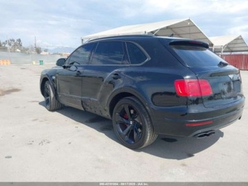 Bentley Bentayga 2019 Bentley Bentayga V8 2019 4.0l 4.0 Benzyna 542KM, zdjęcie 3