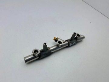 2017 Audi Q7 4M Rozdzielacz paliwa 06E130090AJ