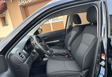 Suzuki Vitara III SUV Facelifting 1.4 BoosterJet 140KM 2019 Suzuki Vitara 1,4 140KM 4x4 Serwis Kola lato zima 1.4 Benzyna 140KM, zdjęcie 16
