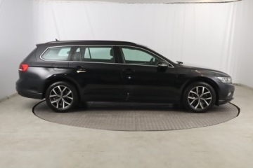 Volkswagen Passat B8 Variant Facelifting 1.5 TSI EVO 150KM 2023 VW Passat 1.5 TSI, Salon Polska, 1. Właściciel, zdjęcie 5