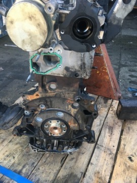 FORD 2.0TDCI GALAXY MK2 ДВИГАТЕЛЬ AV4Q-6007-DB D4204T