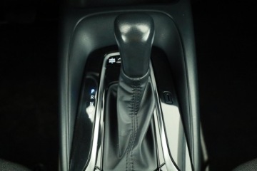 Toyota Corolla XII 2023 Toyota Corolla 1.8 Hybrid, Salon Polska, zdjęcie 13