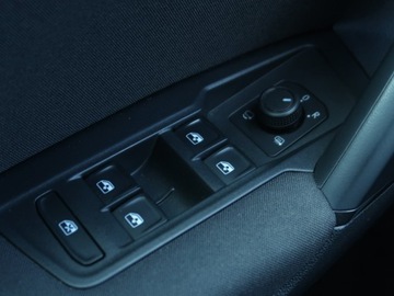 Volkswagen Tiguan II SUV Facelifting 1.5 TSI 150KM 2022 VW Tiguan 1.5 TSI, Salon Polska, 1. Właściciel, zdjęcie 17