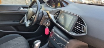 Peugeot 308 II SW Facelifting 1.6 BlueHDi 99KM 2018 Peugeot 308 SW Jeden Właściciel 1.6 BlueHDI, zdjęcie 28