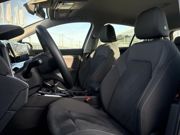 Volkswagen Golf VIII Hatchback 1.5 TSI EVO 150KM 2023 Volkswagen Golf 1.5TSI 150KM Style (Bezwypadkowa,, zdjęcie 15