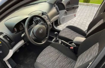 Kia Ceed I Hatchback 1.4 109KM 2008 Kia Ceed Kia Ceed 1.4 Benzyna 109 KM Klima 1.4 Benzyna 109KM, zdjęcie 10