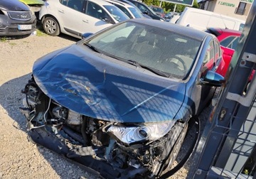 Honda Civic IX Hatchback 5d 2.2 i-DTEC 150KM 2012 Honda Civic 2012r 2.2.CDI. Uszkodzony przod. 2.2 Diesel 150KM, zdjęcie 1