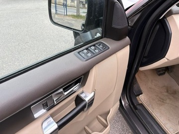 Land Rover Discovery IV 3.0 D 255KM 2013 Land Rover Discovery 3.0SD V6HSE Bogate, zdjęcie 11