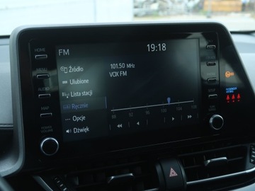 Toyota C-HR I Crossover Facelifting 1.8 Hybrid 122KM 2022 Toyota C-HR 1.8 Hybrid, Serwis ASO, Automat, zdjęcie 11