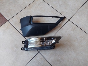 KRATKA - HALOGEN - PRAWY - VW TIGUAN II - 5NA