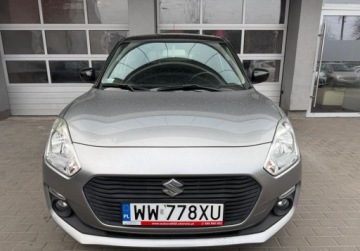 Suzuki Swift VI Hatchback 1.2 DualJet 90KM 2017 Suzuki Swift salon Polska, I wlasciciel, kamera cofania 1.2 Benzyna 90KM, zdjęcie 1