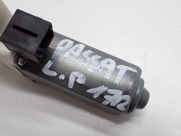 MOTOREK OKNO LEVÝ PŘEDNÍ EVROPA 5Q4959801B ORIGINÁLNÍ VW PASSAT B8 17R